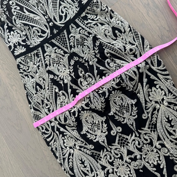 Marchesa Notte Moises Embroidered Gown Maxi Dress Gold Back Lace - Size 4 - Picture 9 of 12